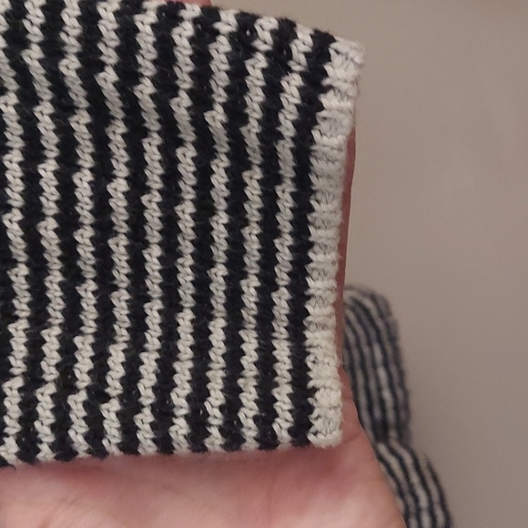 CABI S Fergie Turtleneck B/W Striped LS Split Hem Cotton Longline Sweater - Picture 8 of 12